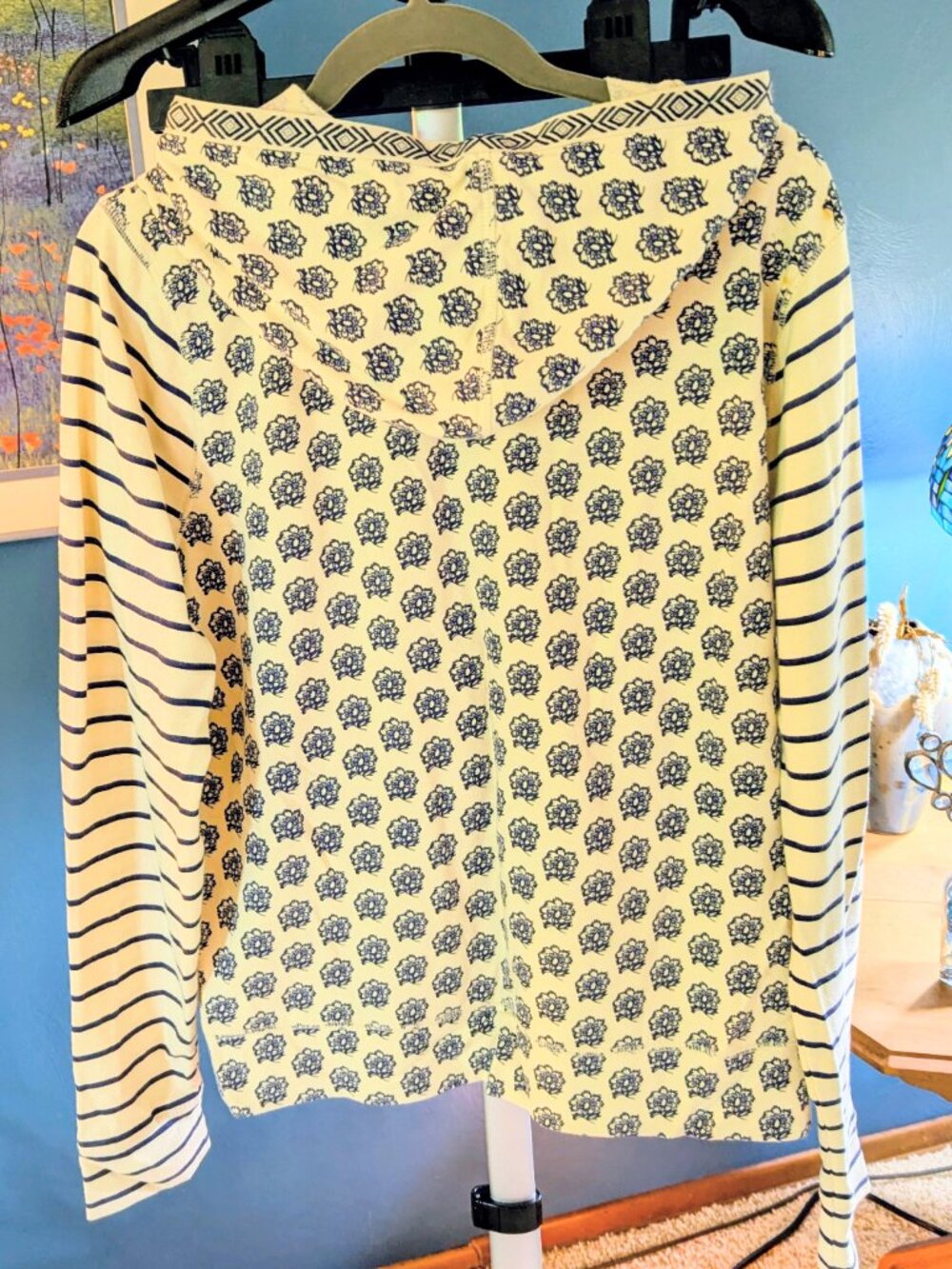Lucky Brand Lotus Hoodie L/XL Read Info 100% Cotton Pristine! - Picture 7 of 7